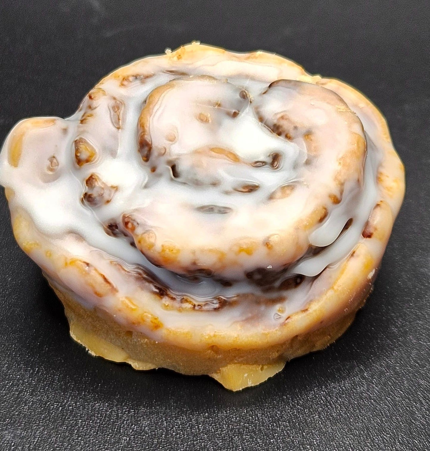 Iced Cinnamon Buns Tarts